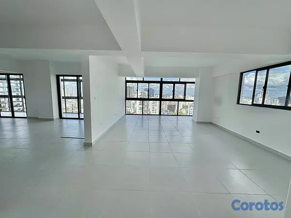 penthouses - Venta de Apartamento en Naco piso alto 15