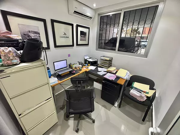 oficinas y locales comerciales - Alquilo local comercial en Mirador Sur  9