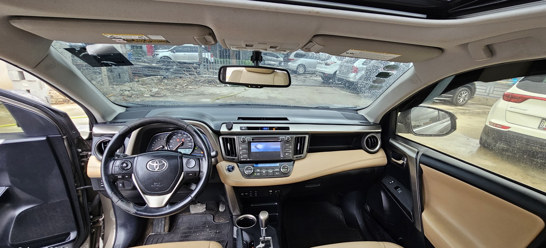 jeepetas y camionetas - Toyota Rav4 Limited 2015 4x4  8