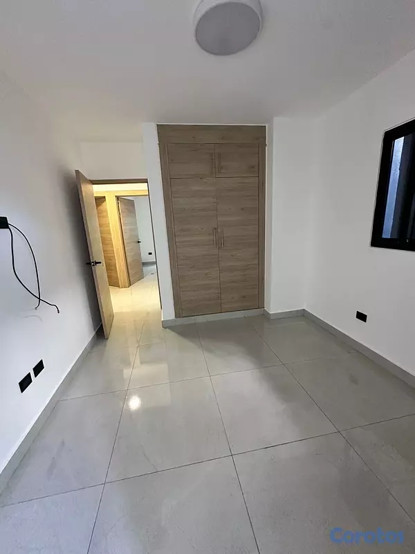 apartamentos - Hermoso apartamento en venta Ave. Hispanoamericana  7