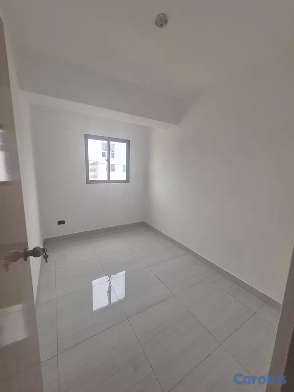 apartamentos - vendo apartamento la Av. Independencia. 6