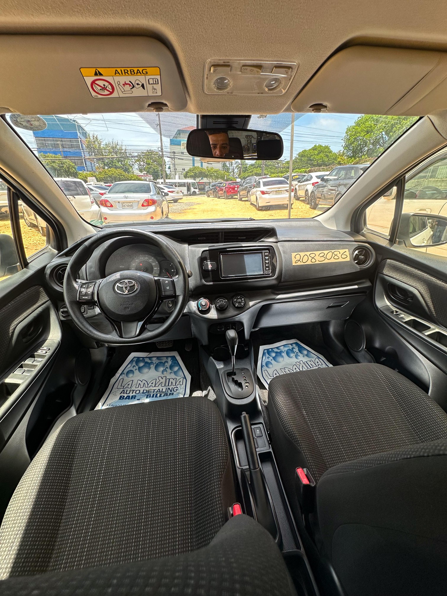 carros - TOYOTA VITZ 2019  6