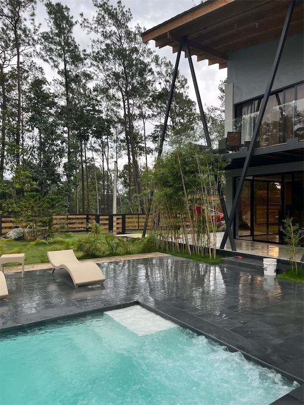 casas vacacionales y villas - Venta de Villa de lujo en jarabacoa con dos piscina zona turística 1