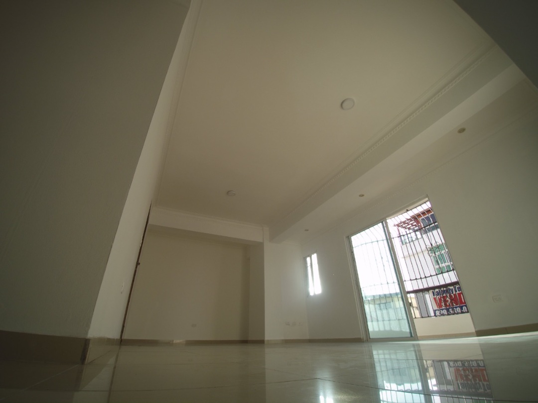 apartamentos - COMODO APARTAMENTO CON EXCELENTE UBICACIÓN EN MIRADOR NORTE 8