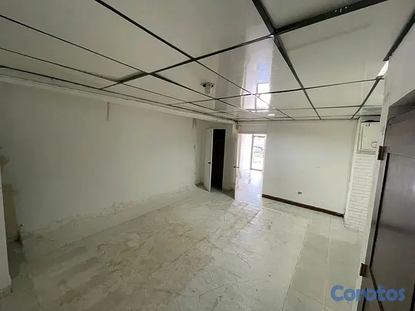 oficinas y locales comerciales - Local Comercial con excelentes ubicados, 58 metros Av Charles Summer Los prado  7