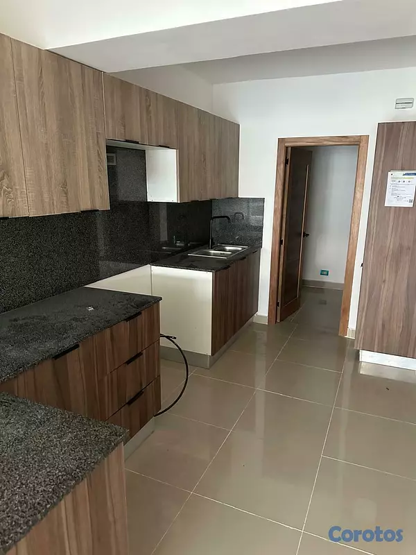 apartamentos - Alquilo Apartamento en Lujosa torre con amenidades Completas, 3hab., 180 mts 9