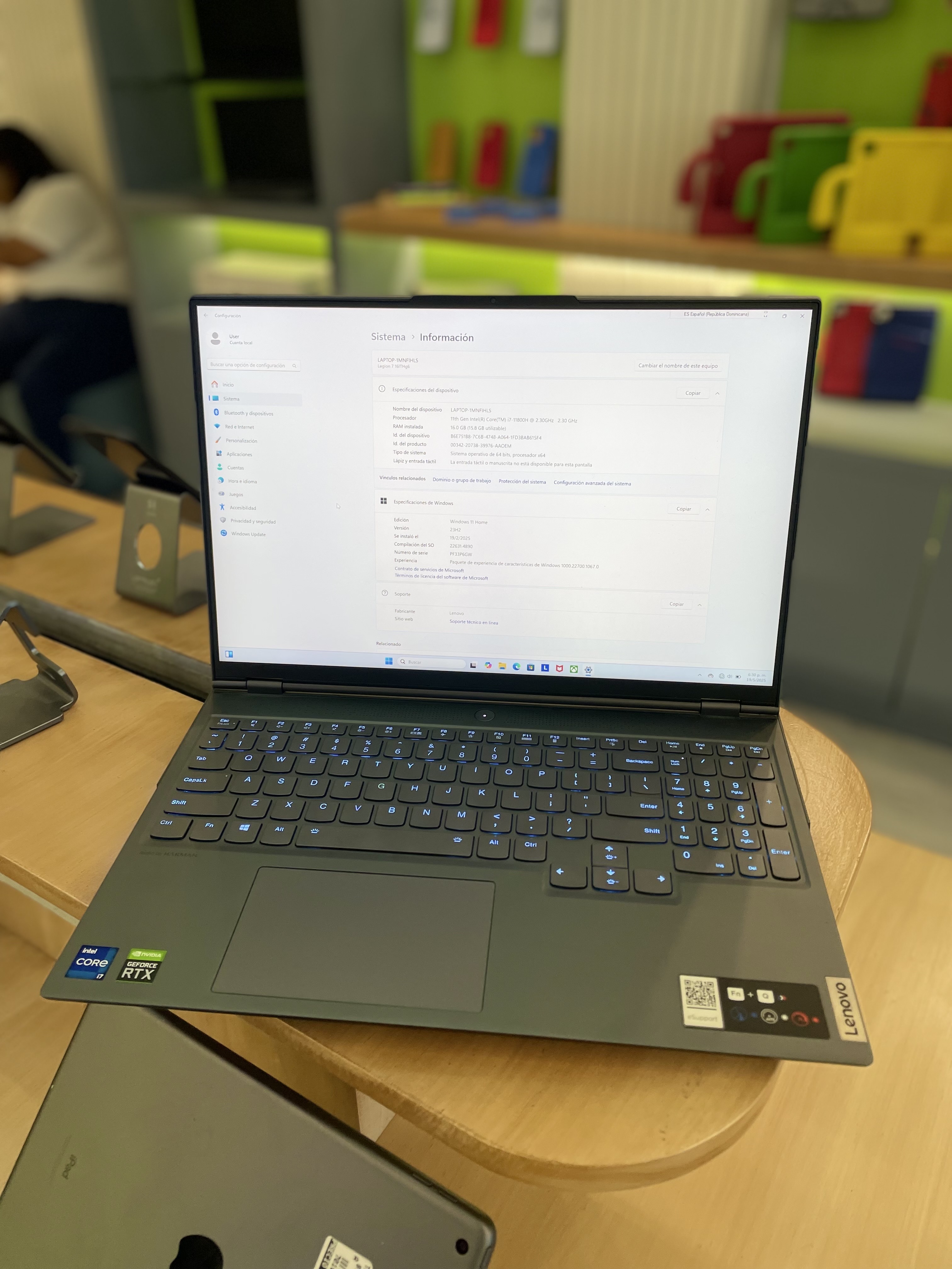 computadoras y laptops - LAPTOP LENOVO LEGION 11TH GENERACIÓN INTEL CORE I716Gb DE RAM1Tb SSD 7