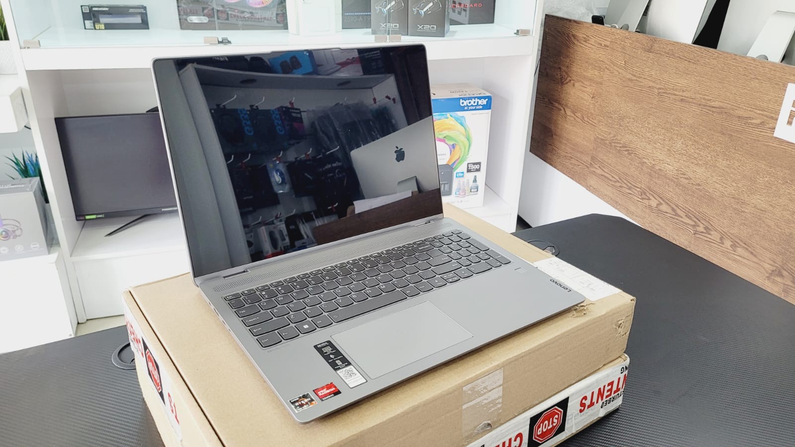 computadoras y laptops - LAPTOP LENOVO FLEX 5 RYZEN 7 TOUCH 16GB 1TB SSD 2