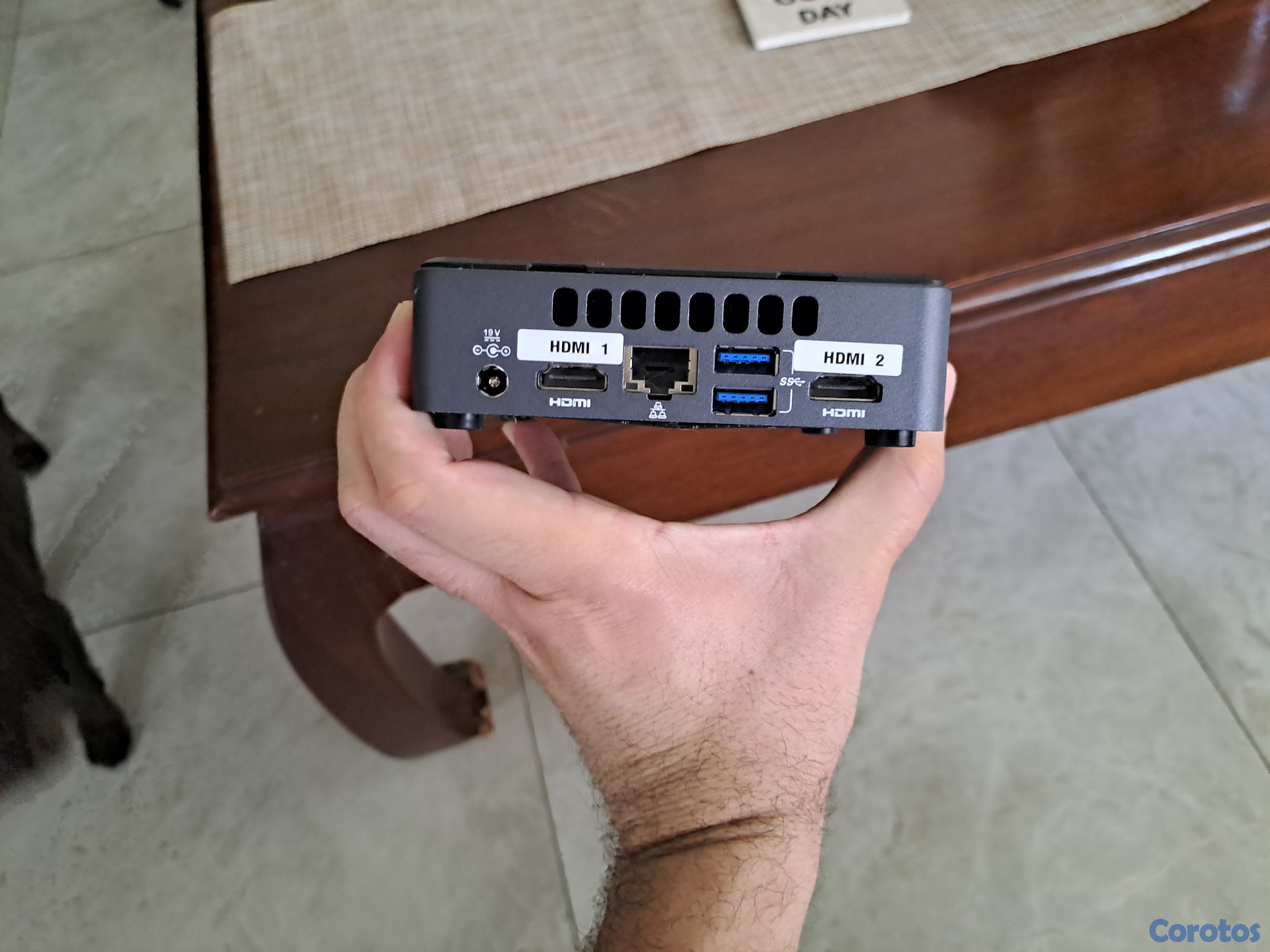 computadoras y laptops - Intel NUC 7 Mini PC Desktop i3 16gb DDR4 256gb SSD 2