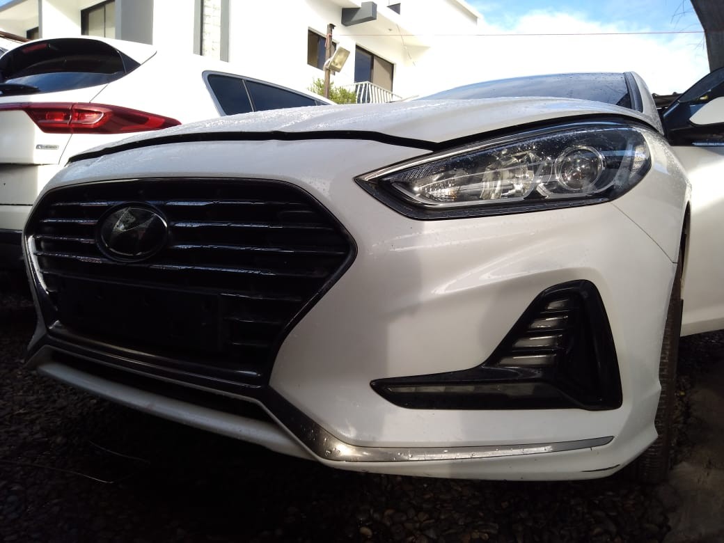 carros - HYUNDAI SONATA 2018 BLANCODESDE: RD$ 790,100.00 1