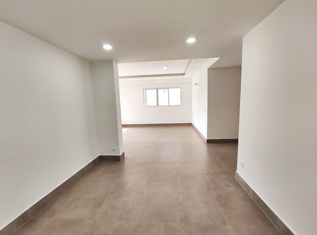 apartamentos - Apartamento 3er con 167 Mts2 en La Esmeralda  5