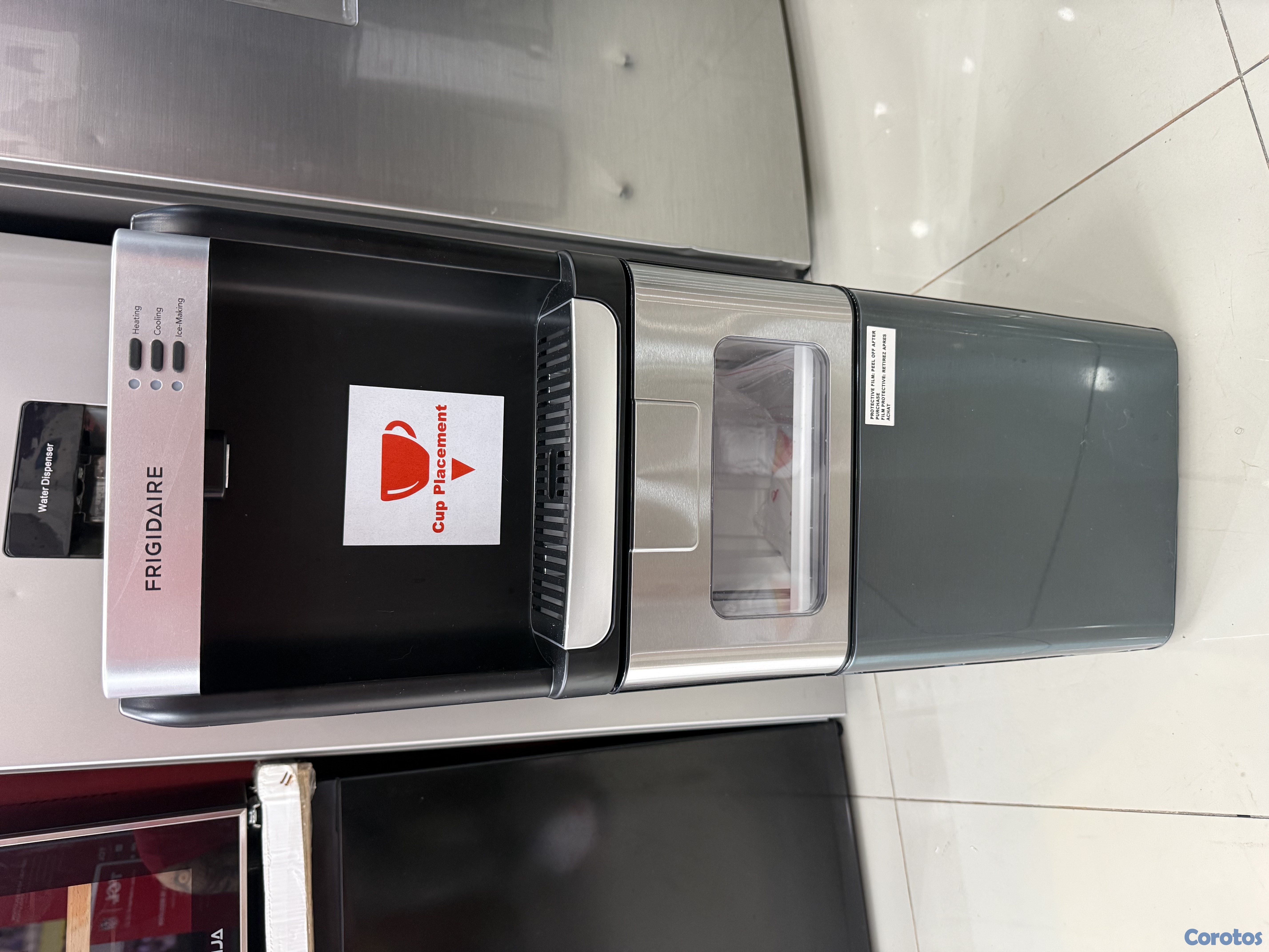 cocina - Bebedero Frigidaire Con Nevera de Hielo Nueva 1