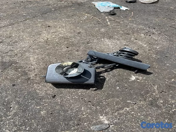accesorios para vehiculos -  TOYOTA TUNDRA 2018 PORTA GOMA 2