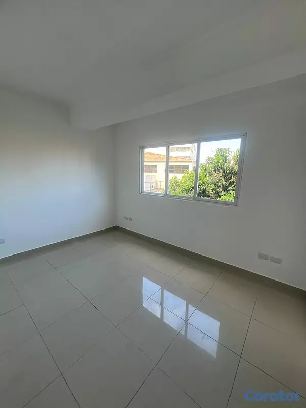 apartamentos - Mirador Sur, ubicación estratégica, completamente Remodelado, mucha iluminación 7