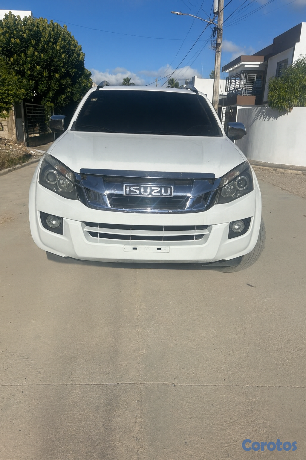 jeepetas y camionetas - izuzu dmax 2013 en buenas condiciones  10