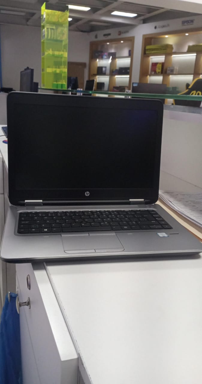computadoras y laptops - LAPTOP HP PROBOOK  640 G2 I5-6TH 8GB/128GB