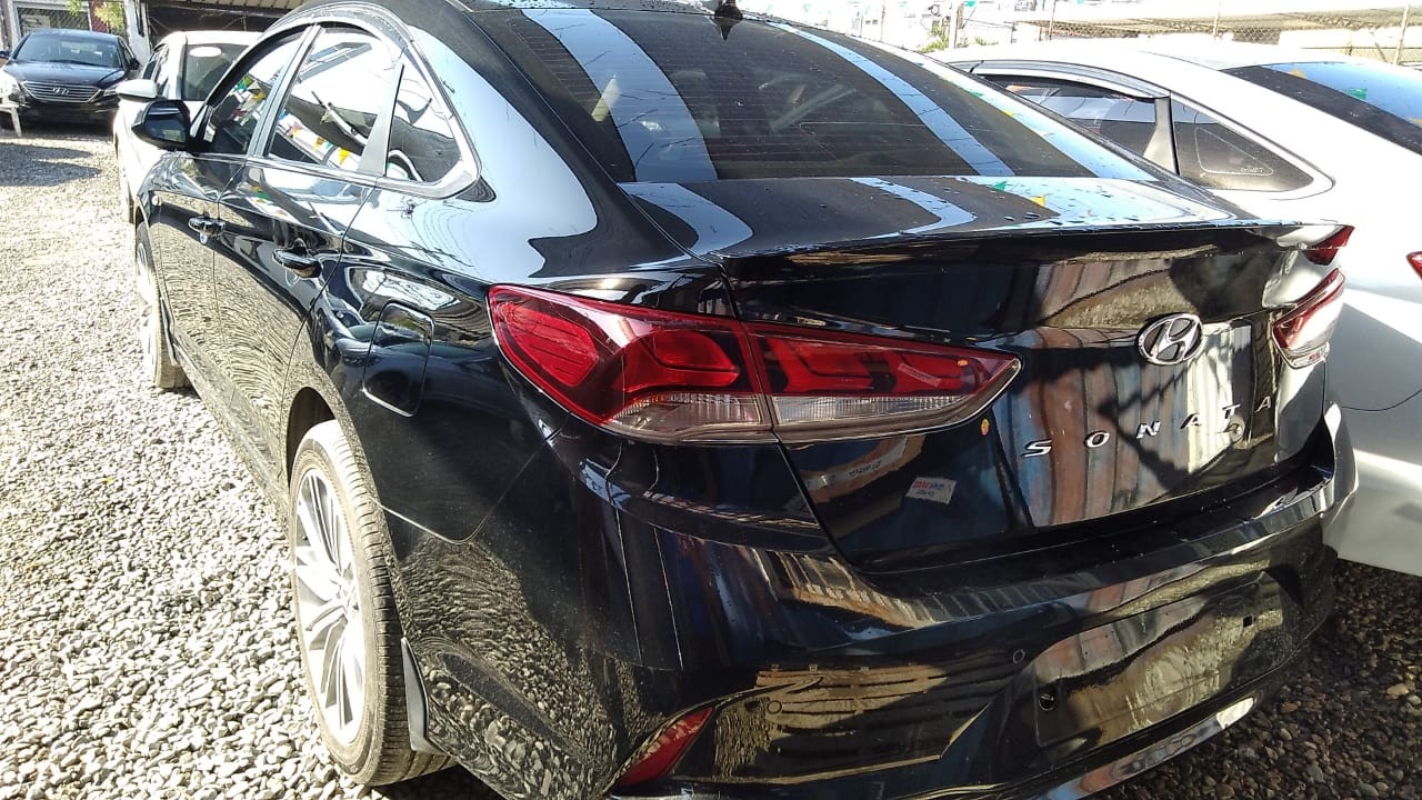 carros - HYUNDAI SONATA NEW RISE 2021 NEGRO 5