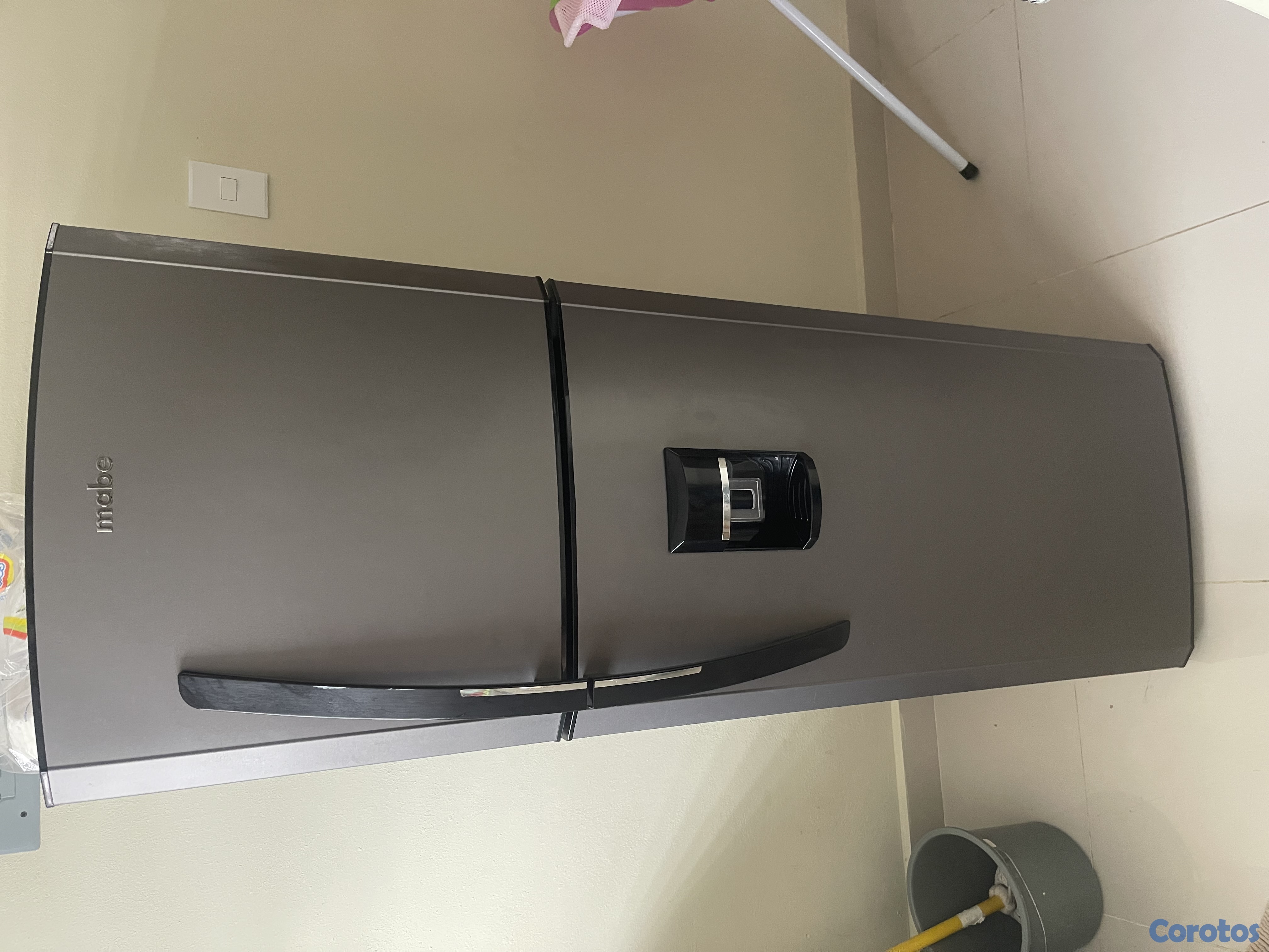 electrodomesticos - Se vende NEVERA marca mabe de 12 pies 1