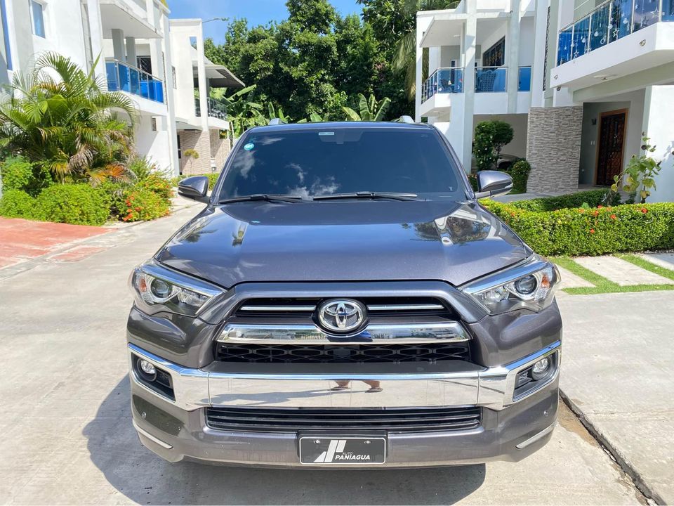 jeepetas y camionetas - Toyota 4runner limited 2021 1