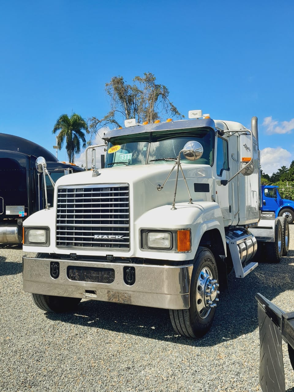 camiones y vehiculos pesados - MACK CHU613 600 6