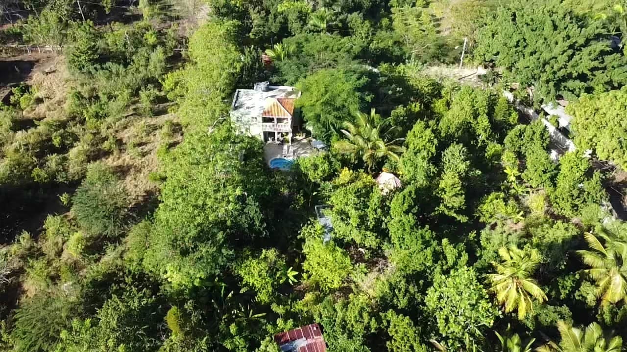 casas vacacionales y villas - FINCA!! Oportunidad de Inversion, Muy Bien Ubicada!!
 4