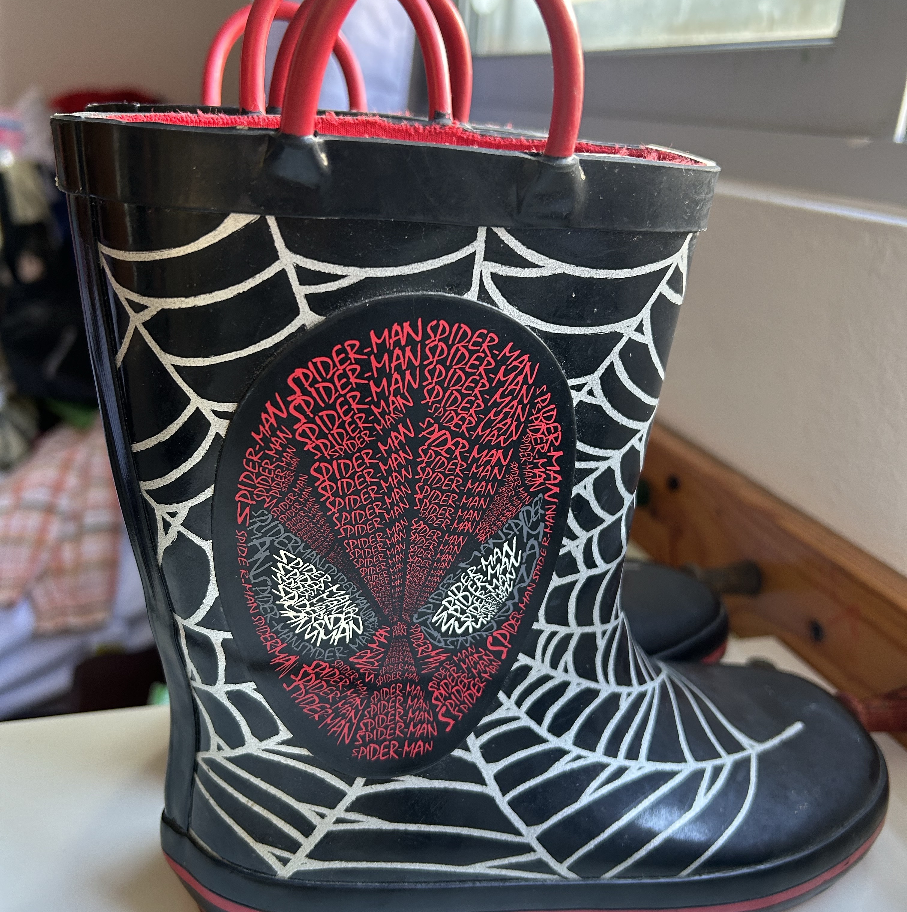 ropa y zapatos - Botas de agua de spiderman para niños 4-8 años aproximadamente.