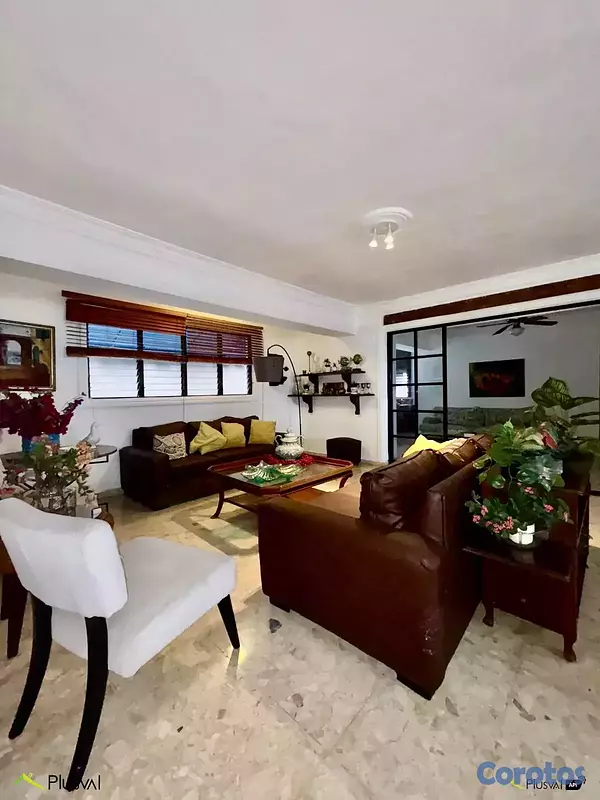 apartamentos - Amplio y fresco apartamento en venta en el Corazón 3