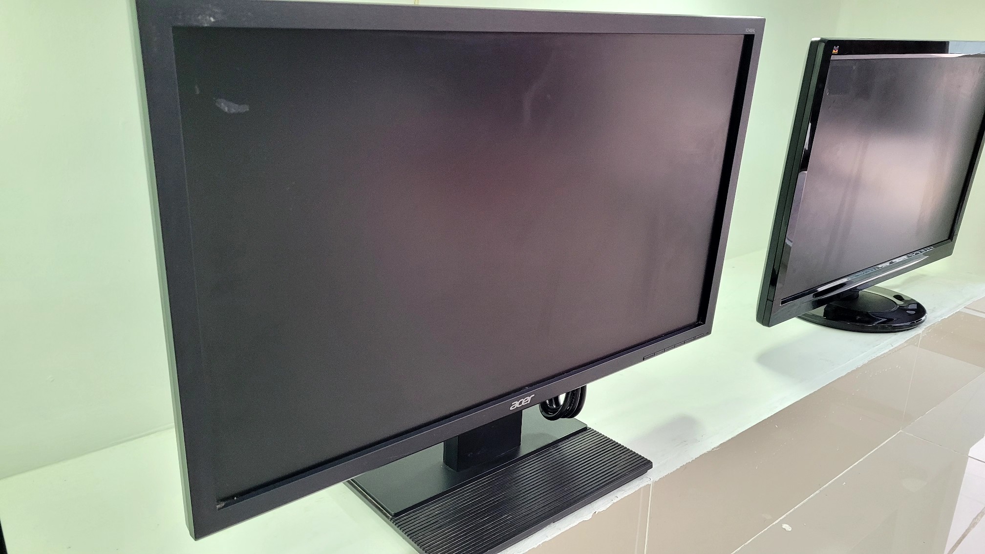 computadoras y laptops - Monitor acer 24 Pulgadas hdmi 0