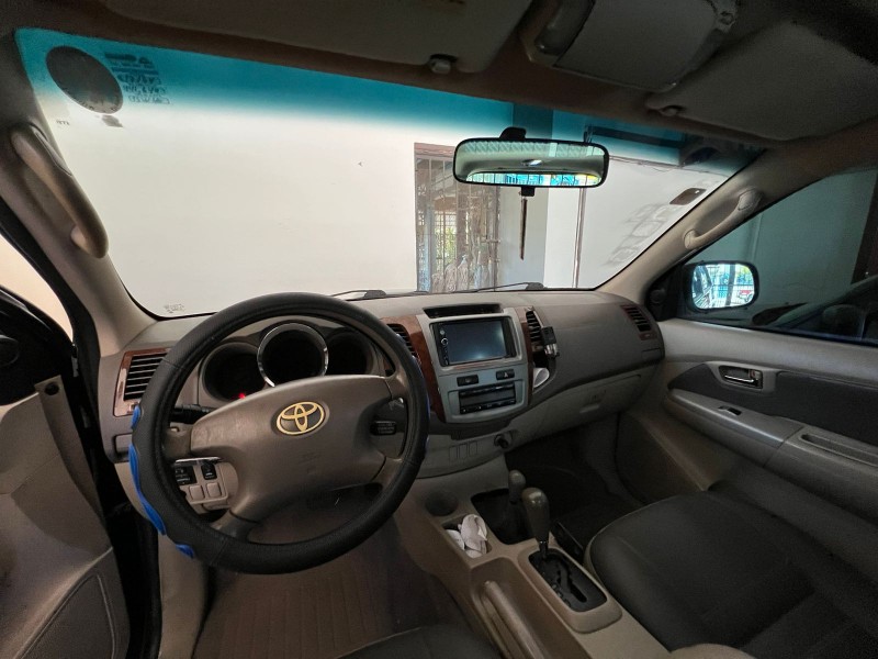 jeepetas y camionetas - Toyota fortuner 2008 9