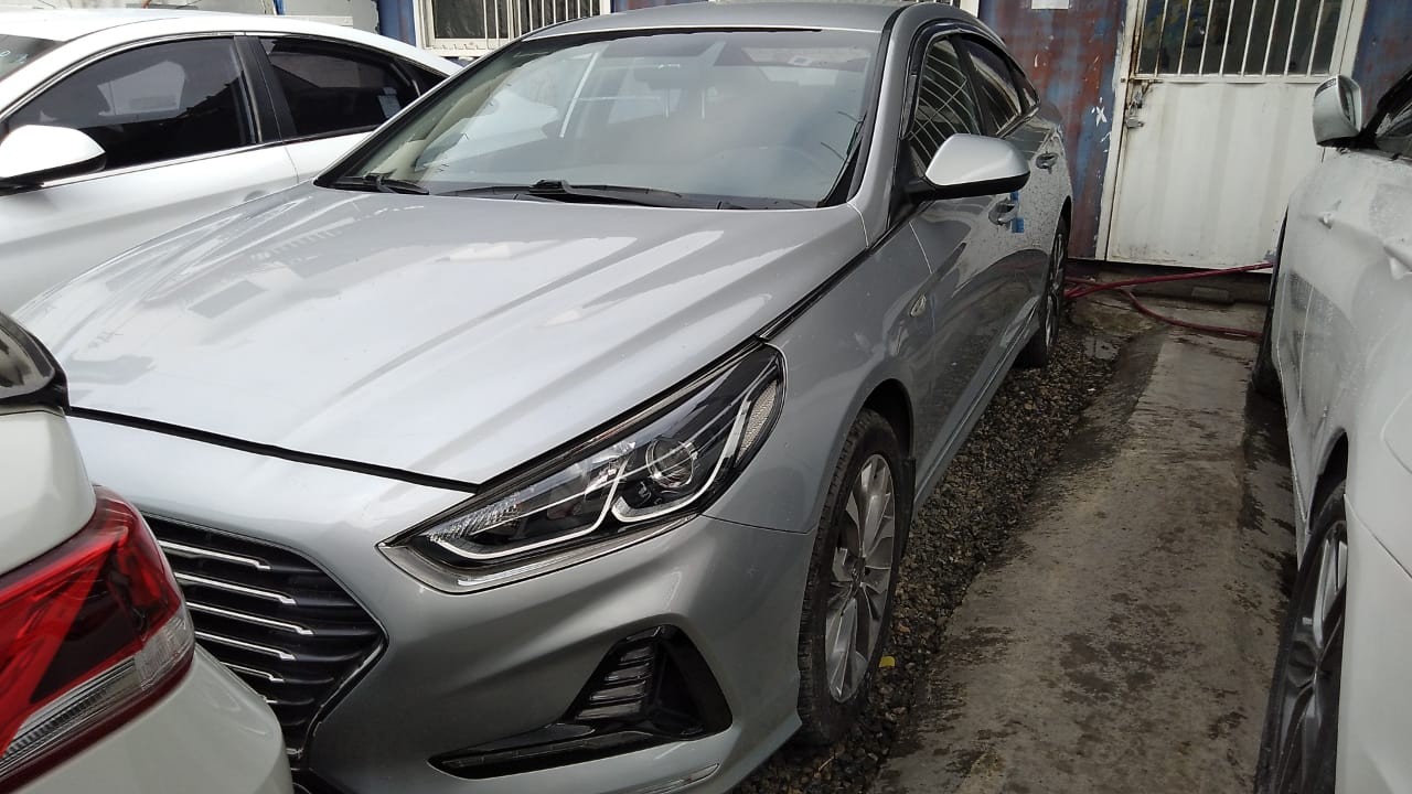 carros - HYUNDAI SONATA NEW RISE 2018 GRISDESDE: RD$725,100.00