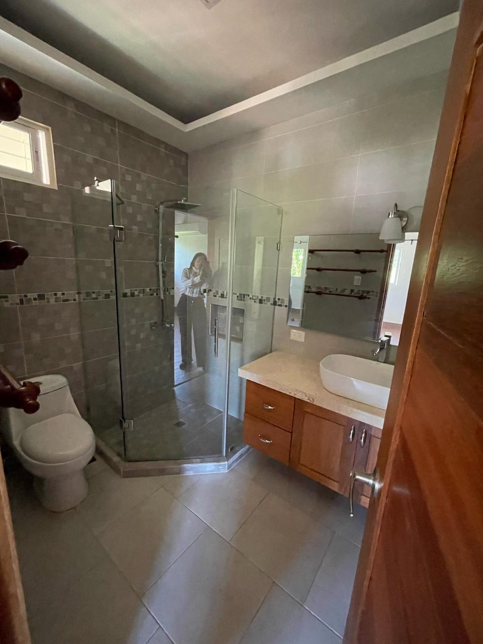 casas - Casa en Alquiler - Segundo Nivel con Estilo y Equilibrio 9