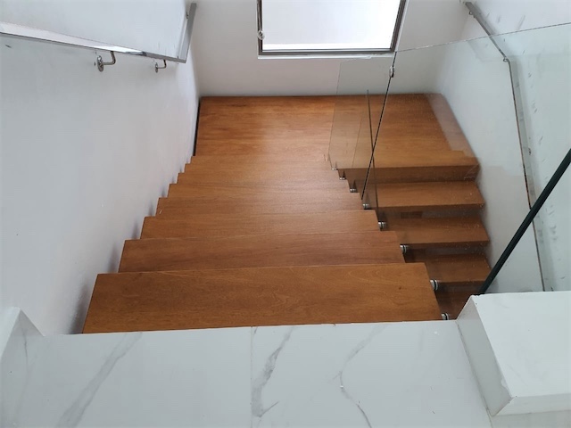 casas - Amplia , Moderna en Proyecto Cerrado  3