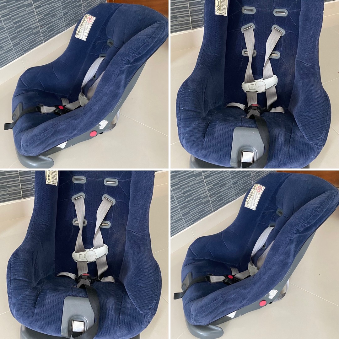 muebles y colchones - Car seat azul marino con doble cinturón de seguridad, marca Cosco. RD$ 5799