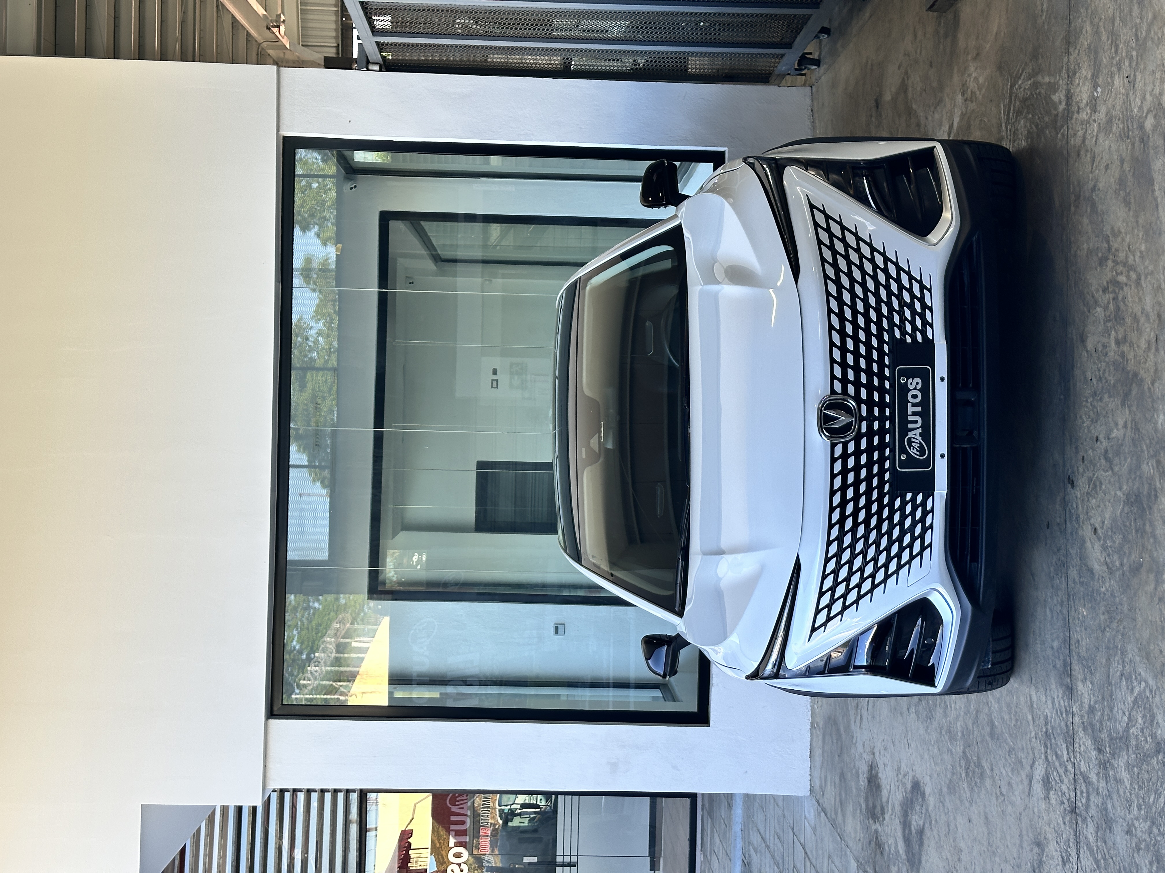 jeepetas y camionetas - Chan UNI-T 2023 6