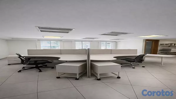 oficinas y locales comerciales - Local Comercial de Alto Nivel Cerca de Blue Mall 8