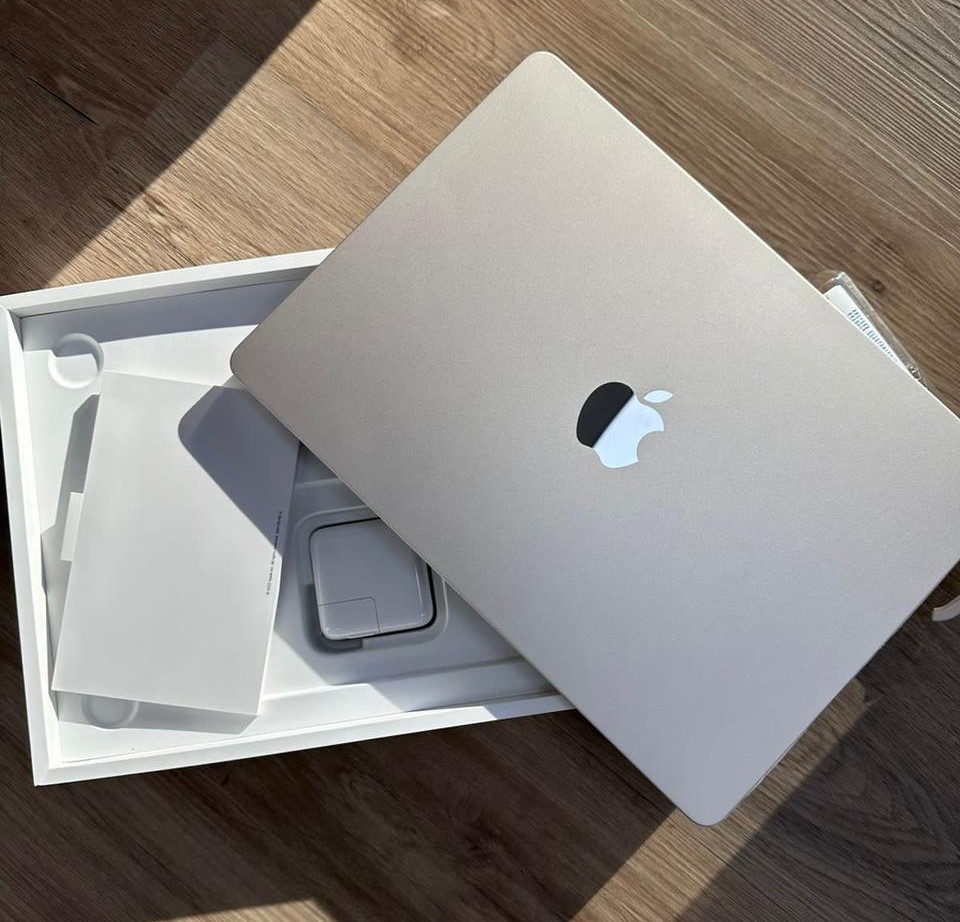 computadoras y laptops - MacBook Air 13.6” M2 256GB & 512GB Nuevas con garantía Appe - Tienda Física 