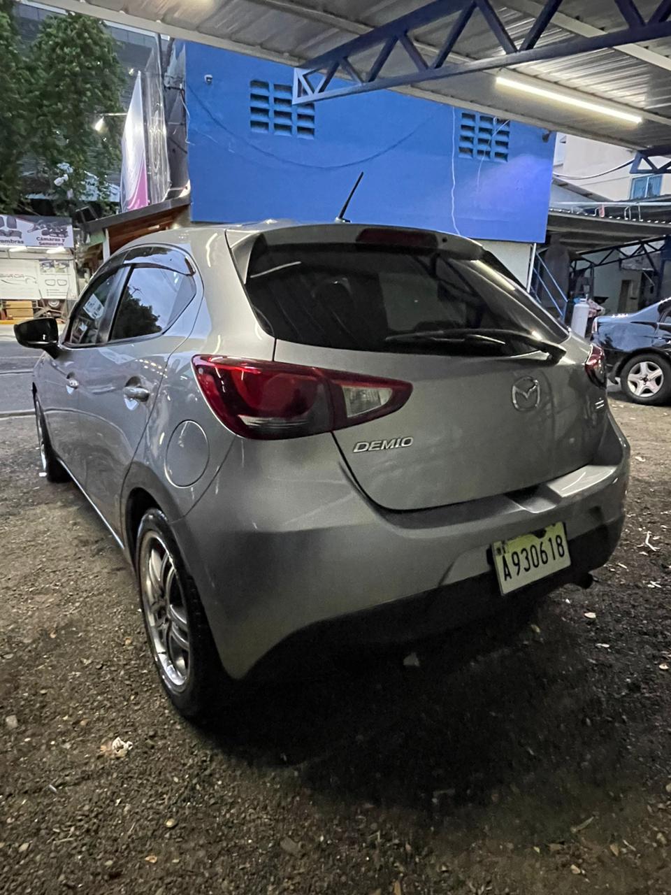 carros - Mazda demio 2016 nitido 4
