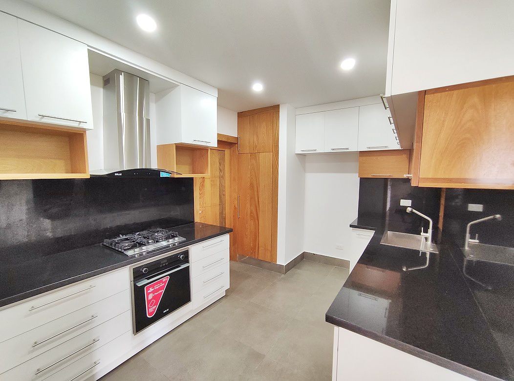 apartamentos - Apartamento 3er con 167 Mts2 en La Esmeralda  6