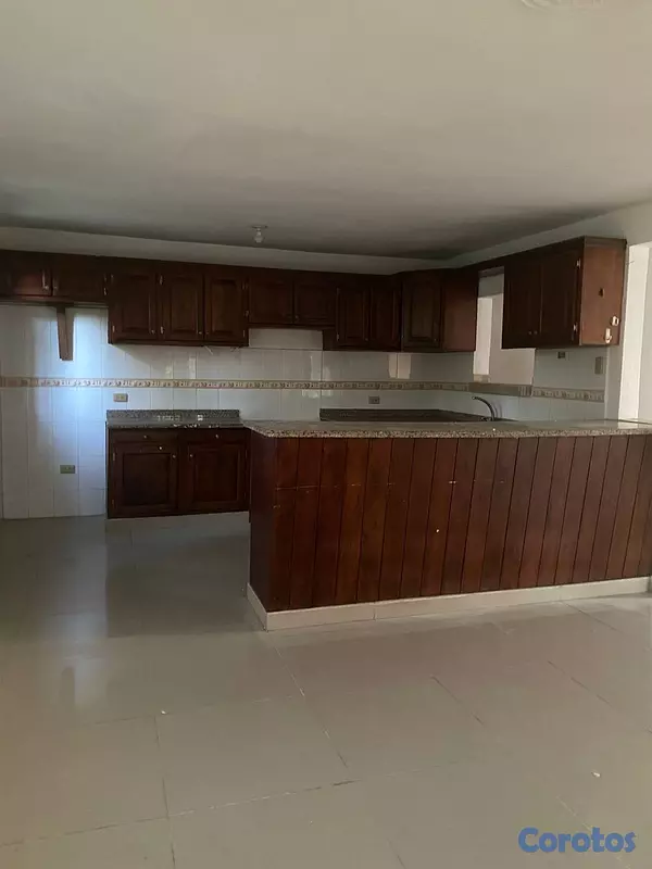 casas - ALQUILO CASA SEGUNDO NIVEL  5
