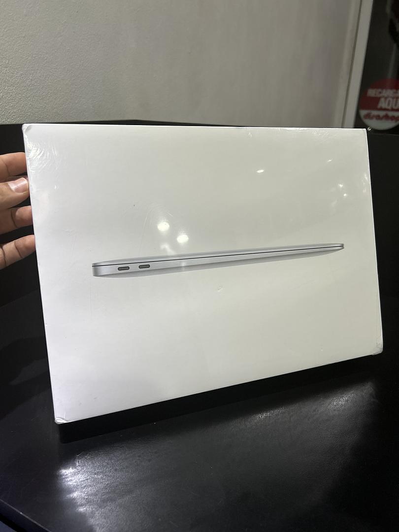 computadoras y laptops - MACBOOK AIR M1 13" 256GB 8GB RAM SELLADA OFERTA‼️