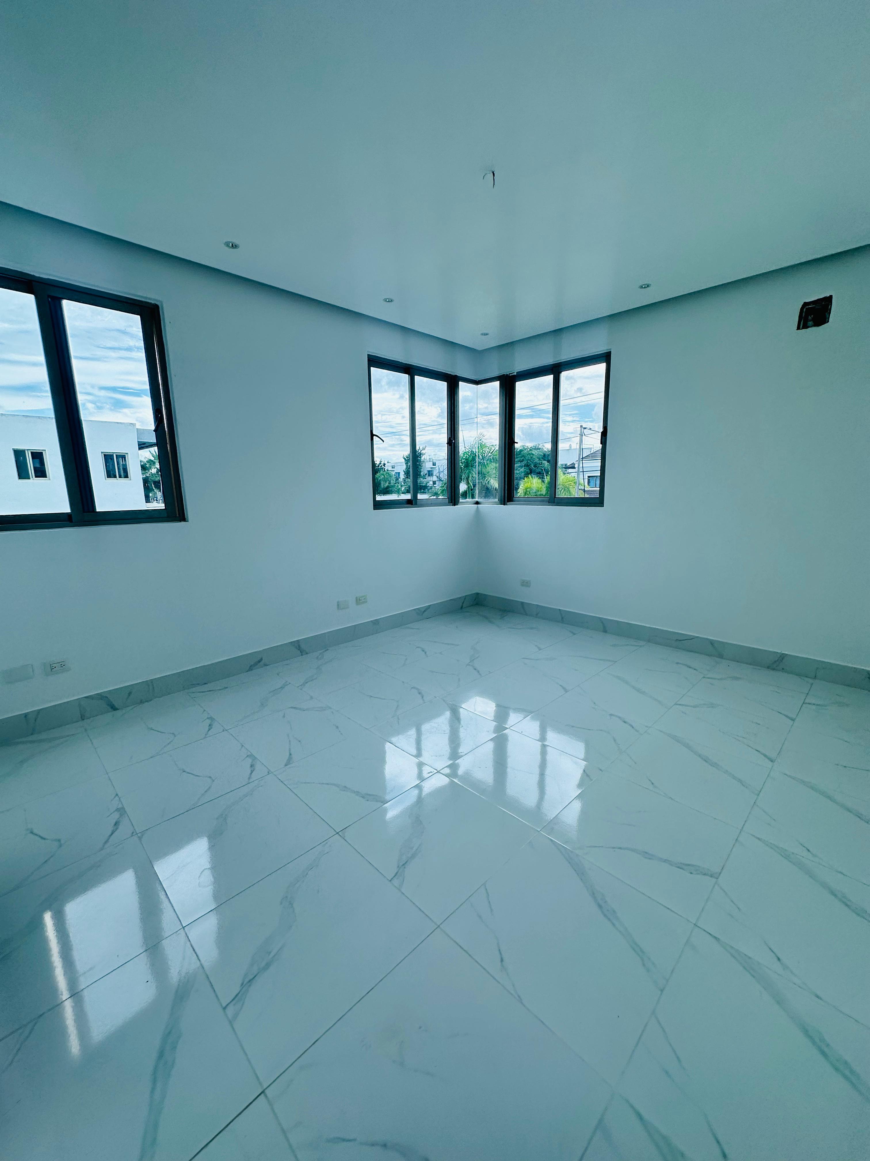 casas - CASA EN RENTA EN LOS LLANOS DE GURABO. 2