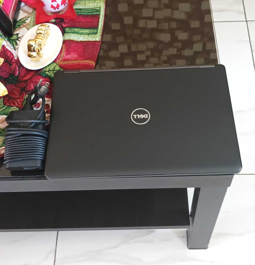computadoras y laptops - Laptop Dell E5480 Core i5 8GB DDR4 256GB SSD M2 Windows 10-pro oferta
