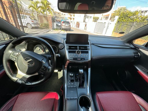 jeepetas y camionetas - Lexus nx 300 2018 4