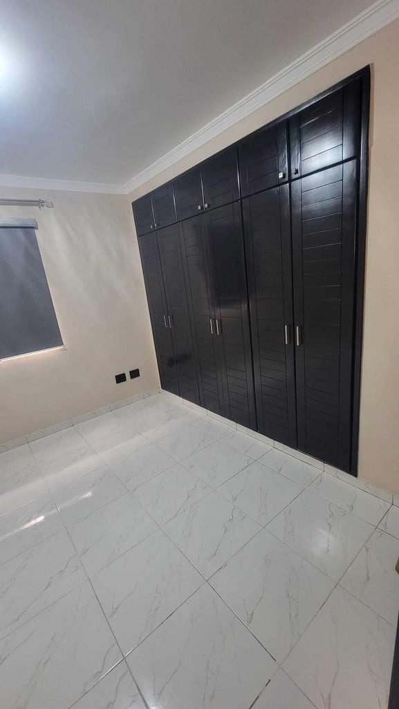 apartamentos - San Isidro Apartamento de tres habitaciones 2