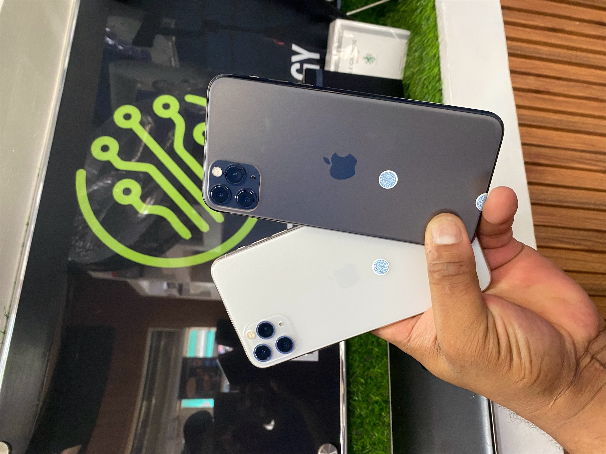 celulares y tabletas - iphone 11 pro max 64GB  4