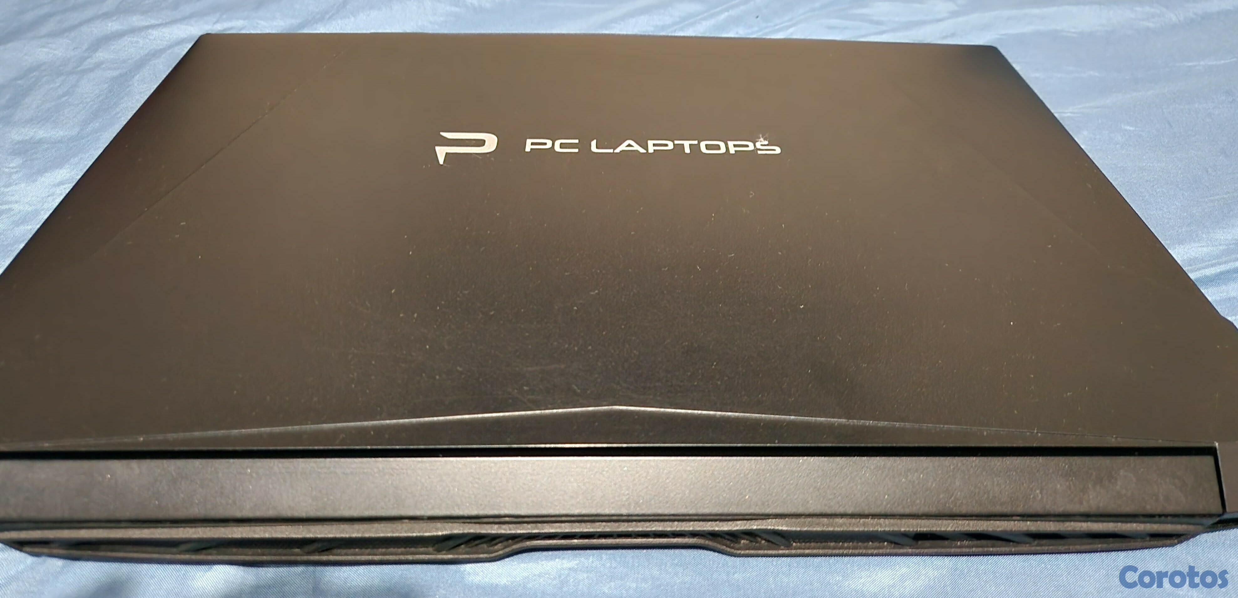 computadoras y laptops - Laptop Clevo Delgada | i5 | 8GB | GTA 5 4