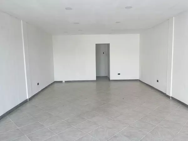 oficinas y locales comerciales - Alquiler local comercial  2