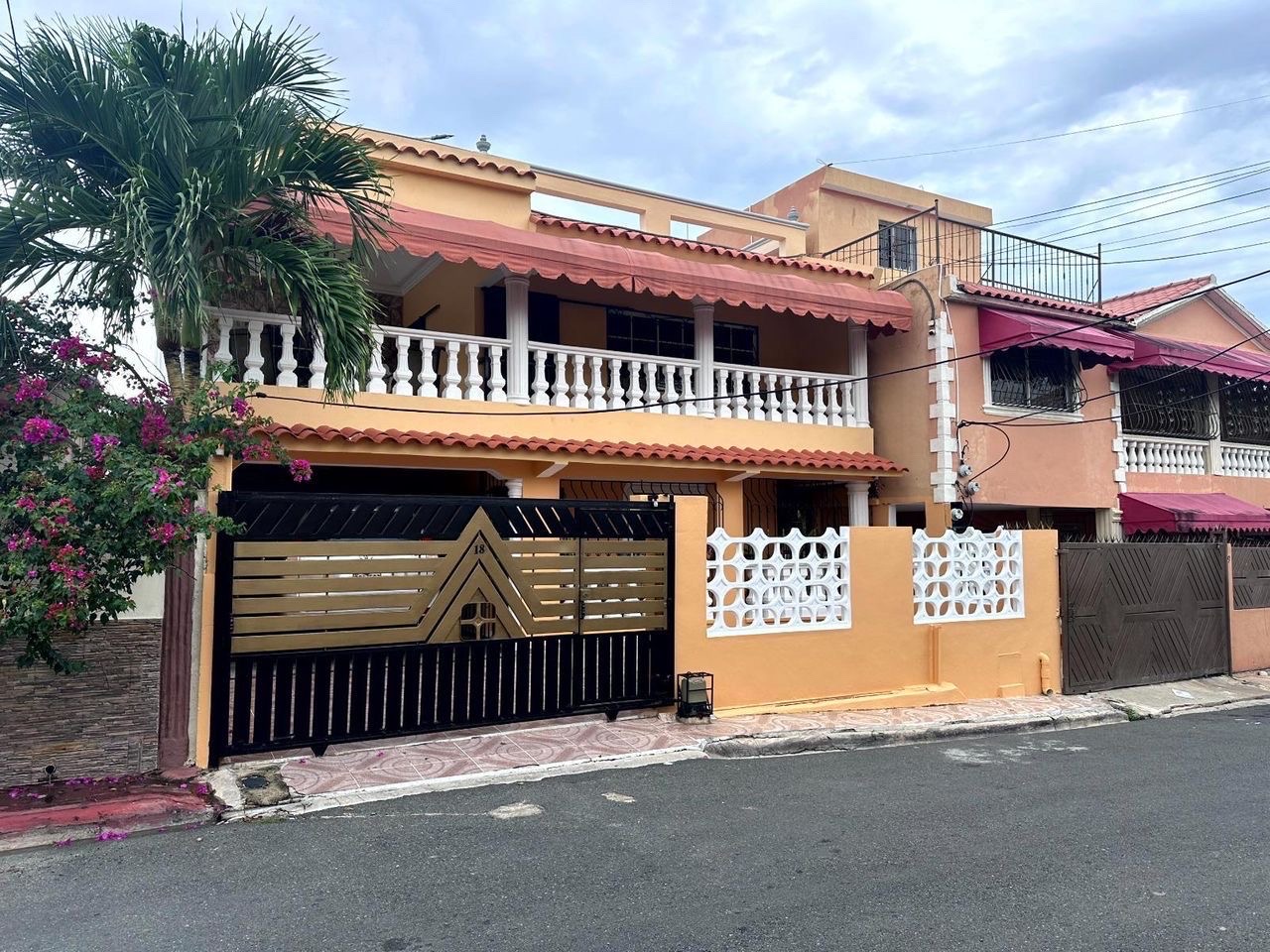 casas - venta de casa en la urbanización Italia Santo Domingo este 