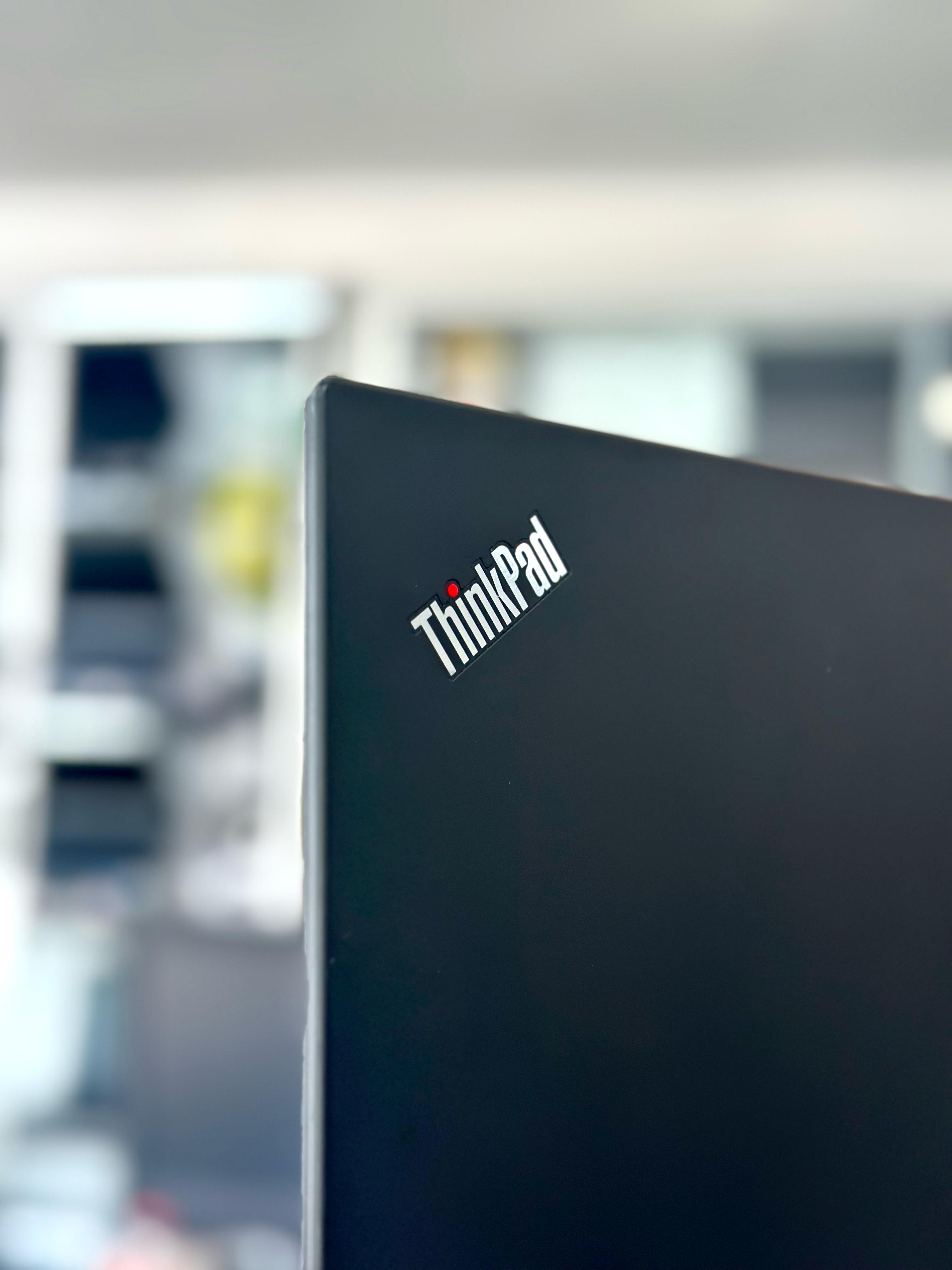 computadoras y laptops - Potente Laptop Lenovo T14 4