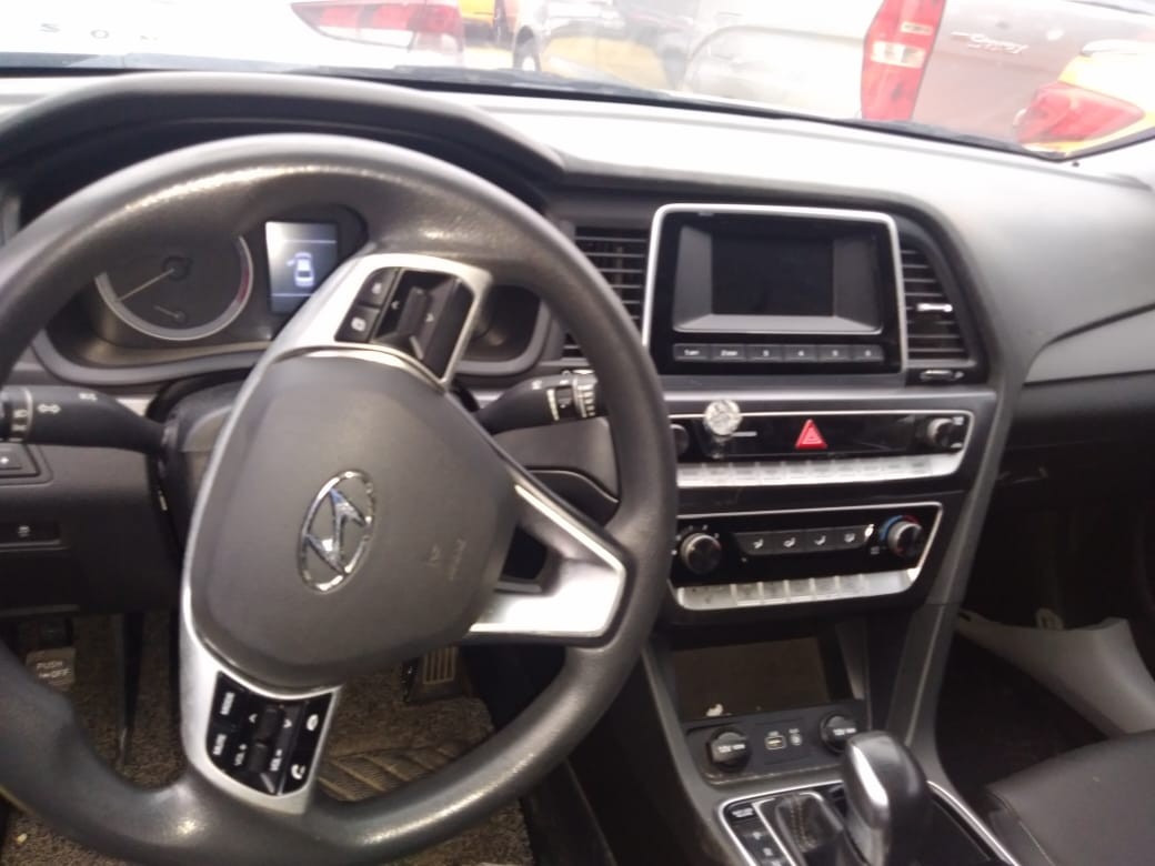 carros - HYUNDAI SONATA  2018 GRIS 3